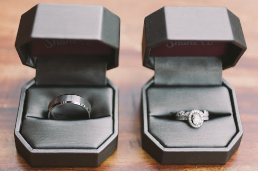 Jeweler «Shane Co.», reviews and photos, 9790 E Arapahoe Rd, Greenwood Village, CO 80112, USA