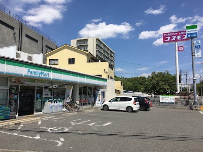 ファミリーマート 堺七道東町店