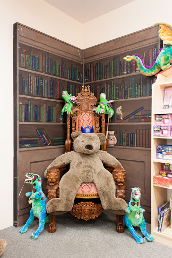 Book Store «Riverwalk Books», reviews and photos, 116 E Woodin Ave, Chelan, WA 98816, USA