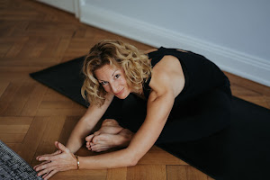 Julia Göhre Yoga