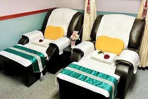 Aurora Spa | Massage Fort Lee NJ image