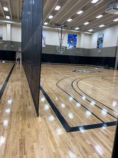 Gym «Life Time Fitness», reviews and photos, 40000 High Pointe Blvd, Novi, MI 48375, USA