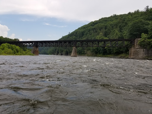Canoe & Kayak Tour Agency «Kittatinny Canoes», reviews and photos, 1147 Delaware Dr, Matamoras, PA 18336, USA