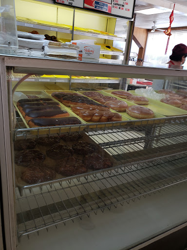 Donut Shop «Turner Donut Shop», reviews and photos, 902 9th Ave W, Bradenton, FL 34205, USA