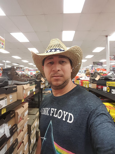 Sporting Goods Store «Big 5 Sporting Goods», reviews and photos, 7111 Eastern Ave, Bell Gardens, CA 90201, USA