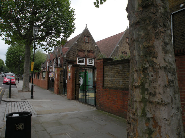 Oxford Gardens Primary School