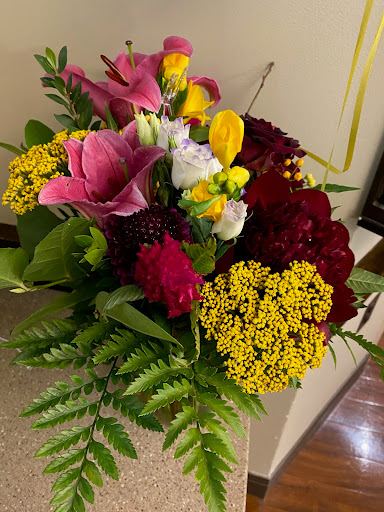 Florist «Town & Country Gardens Geneva», reviews and photos, 216 W State St, Geneva, IL 60134, USA