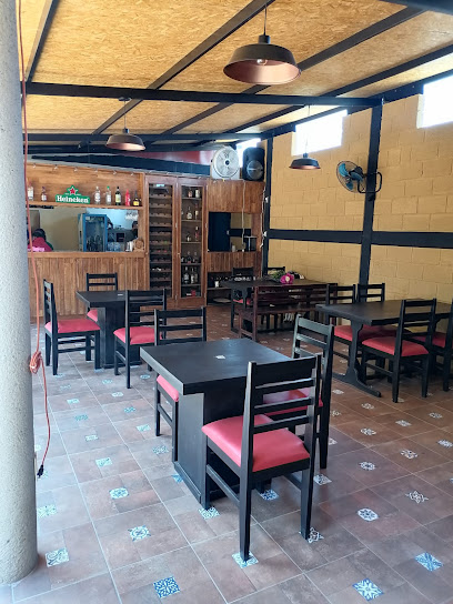 Parrillaje Italiano Sta Maria Coyotepec - 2da privada de camino real s/n paraje cruz de San Juan, santa maria coyotepec, 71254 Oaxaca de Juárez, Oax., Mexico