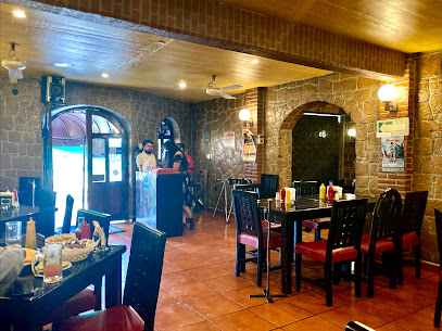 Los Arrecifes Restaurante Bar - C. 2 de Abril no. 1003, Centro, 90300 Apizaco, Tlax.