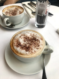 Cappuccino du Restaurant français Matignon à Paris - n°10