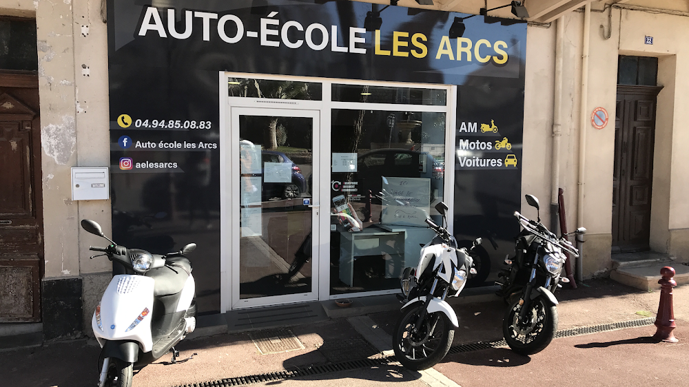 photo de l'auto ecole Auto-école Les Arcs