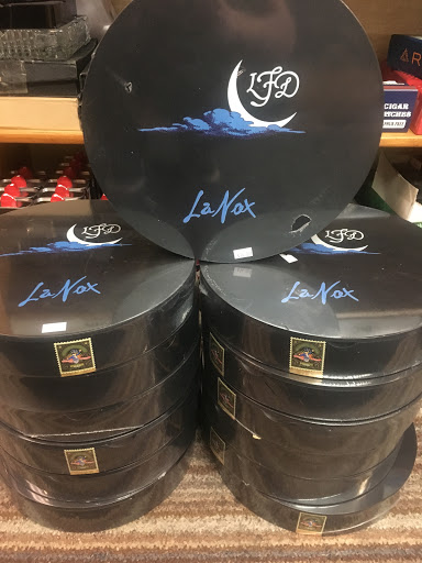 Tobacco Shop «Tobacco City», reviews and photos, 3281 W 115th St, Merrionette Park, IL 60803, USA