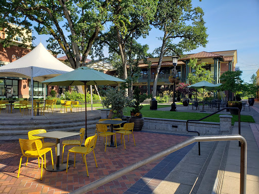 Shopping Mall «Oakway Center», reviews and photos, 2350 Oakmont Way #204, Eugene, OR 97401, USA