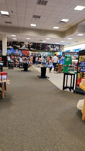 Book Store «Barnes & Noble Booksellers Hillside Village», reviews and photos, 305 Farm to Market Road 1382 #520, Cedar Hill, TX 75104, USA