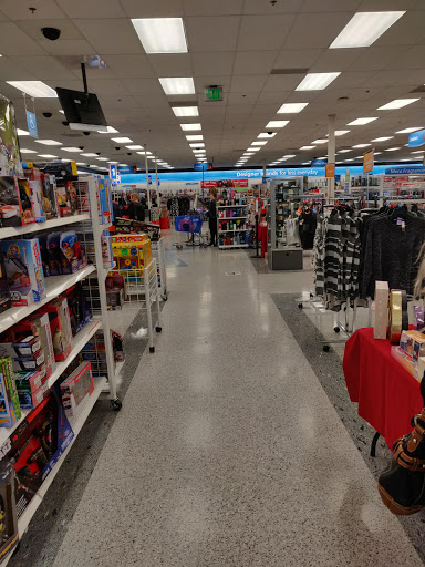 Clothing Store «Ross Dress for Less», reviews and photos, 2415 NW Kings Blvd, Corvallis, OR 97330, USA