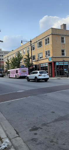 Donut Shop «Firecakes Donuts», reviews and photos, 2453 N Clark St, Chicago, IL 60657, USA