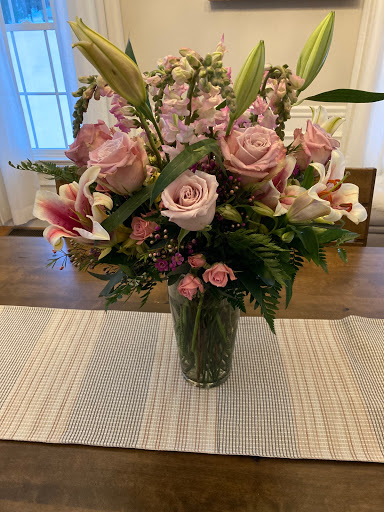 Florist «The Frugal Flower», reviews and photos, 736 Boston Post Rd, Sudbury, MA 01776, USA