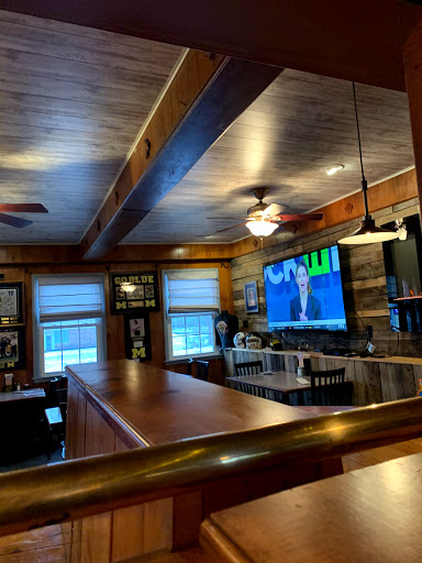 Lounge «Featherbone Restaurant & Lounge», reviews and photos, 6741 W. US12, Three Oaks, MI 49128, USA