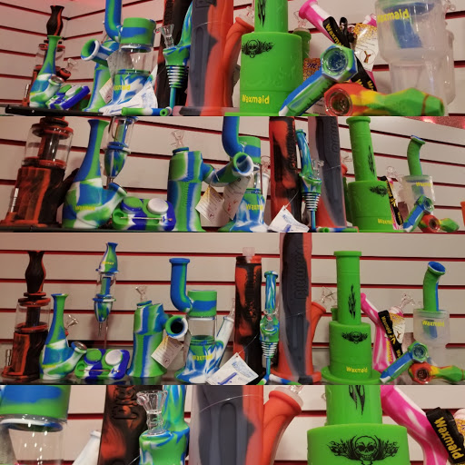 Tobacco Shop «Smoke N Chill Novelties», reviews and photos, 11150 Research Blvd #209, Austin, TX 78759, USA