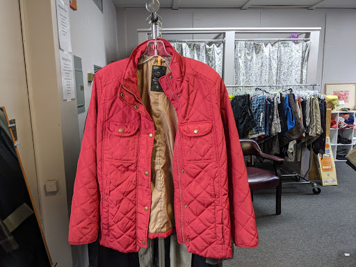 Thrift Store «Grey Bears Thrift Store», reviews and photos, 2710 Chanticleer Ave, Santa Cruz, CA 95065, USA