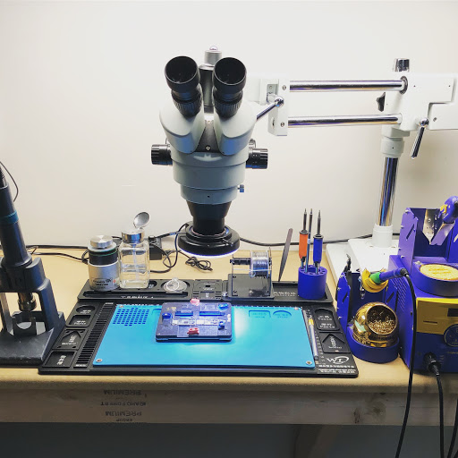 Electronics Repair Shop «iRepair - Cell Phone Repair», reviews and photos, 4251 Winder Hwy e, Flowery Branch, GA 30542, USA