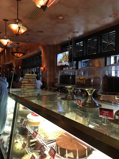 Restaurant «The Cheesecake Factory», reviews and photos, 2612 Sawgrass Mills Cir, Sunrise, FL 33323, USA