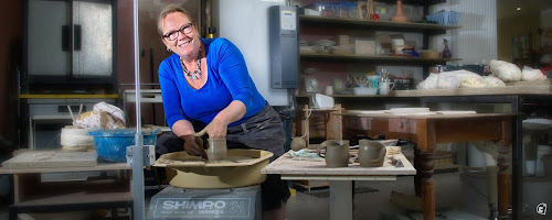Cours de poterie Catherine Lefebvre - Artisan potier La Bâtie-Montgascon