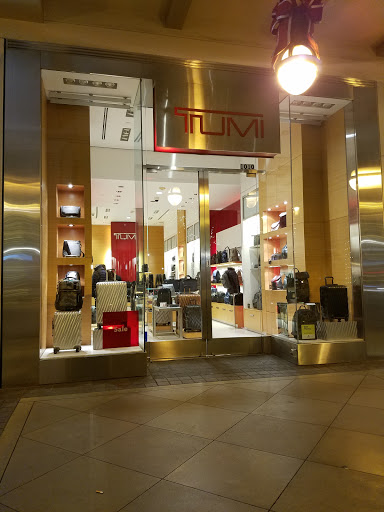TUMI Store - Santana Row