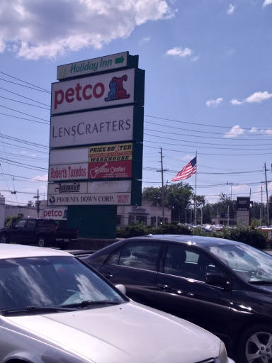 Pet Supply Store «Petco Animal Supplies», reviews and photos, 1 US-46, Totowa, NJ 07512, USA
