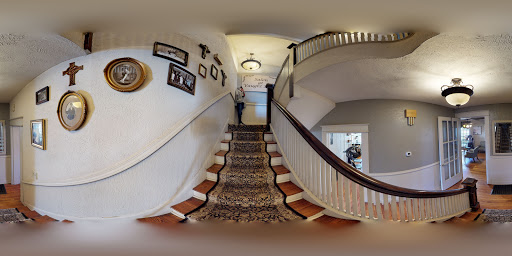 Beauty Salon «Salon at Vaught House & Hair Extensions», reviews and photos, 718 W Abram St, Arlington, TX 76016, USA