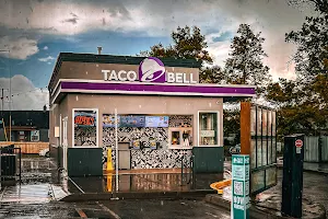 Taco Bell image