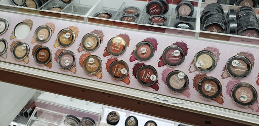 Hair Salon «Ulta Beauty», reviews and photos, 3350 W Friendly Ave, Greensboro, NC 27410, USA