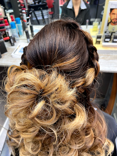 Peluquería MAYTE ESTILISTA. en Marchamalo, Guadalajara
