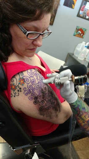 Body Piercing Shop «Destination Ink - Tattoo and Body Piercing», reviews and photos, 2401 NE Cornell Rd, Hillsboro, OR 97124, USA