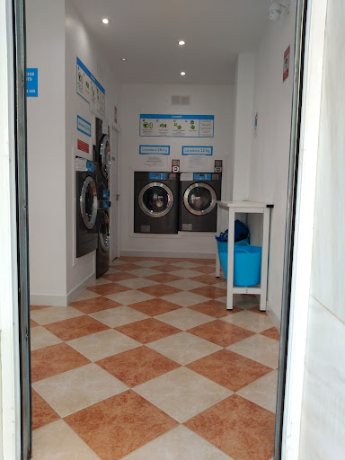 Lavanderia en Punta Umbría, Huelva