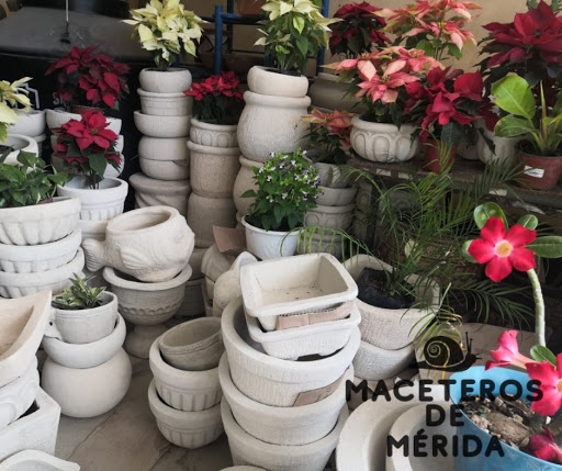 Maceteros de Mérida