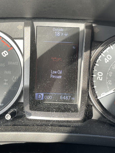 Car Dealer «LaFontaine Toyota», reviews and photos, 2027 S Telegraph Rd, Dearborn, MI 48124, USA