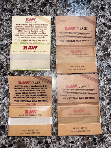 Vaporizer Store «Vapor & Pipes Smoke Shop», reviews and photos, 1416 W Kennedy Blvd, Tampa, FL 33606, USA