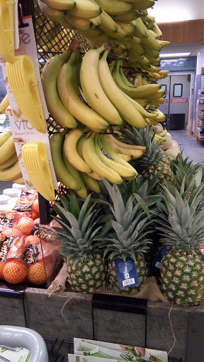 Grocery Store «Whole Foods Market», reviews and photos, 5269 River Rd, Bethesda, MD 20816, USA