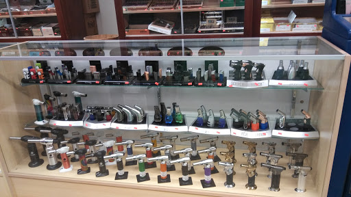 Tobacco Shop «Sunny Smoke Shop», reviews and photos, 34 Railroad Ave, Gloucester, MA 01930, USA