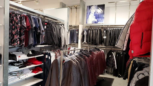 Clothing Store «GUESS Factory», reviews and photos, 11775 NE Executive Dr i040, Edinburgh, IN 46124, USA