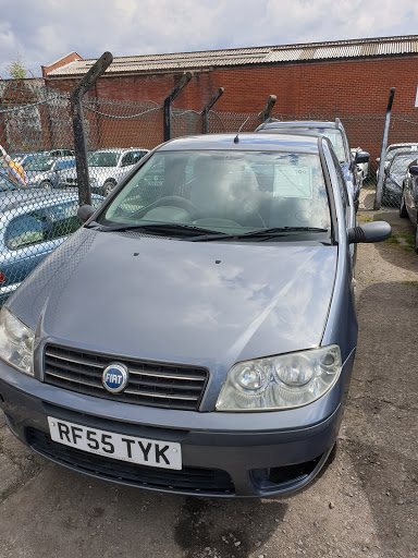 Radcliffe Car Auctions - Darbyshire St, Manchester, GB - Zaubee