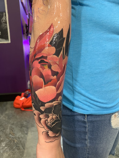 Tattoo Shop «Black Heart Tattoo», reviews and photos, 1926 Hudson Bridge Rd, Stockbridge, GA 30281, USA