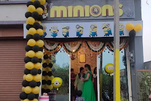 The minions cafe image