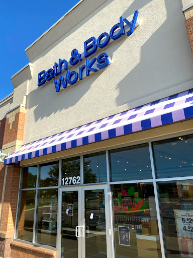 Bath & Body Works, 12762 Riverdale Blvd, Coon Rapids, MN 55448, USA, 