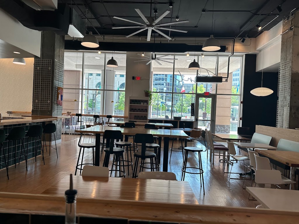 Flint Kitchen + Bar 14202