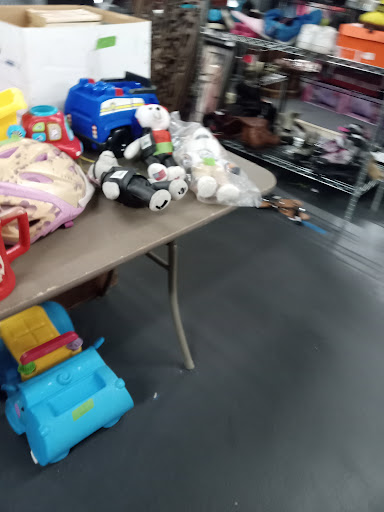 Shopping Mall «Village Square Shopping Center», reviews and photos, 2800 Recker Hwy, Winter Haven, FL 33880, USA