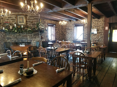 Penn,s Tavern Historical Waterfront Restaurant - 113 River Rd, PA-147, Sunbury, PA 17801