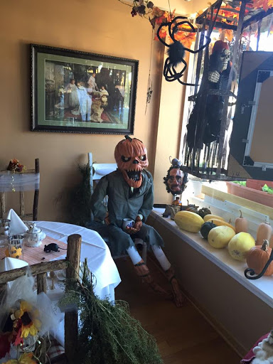 Tea House «Pinecone Cottage Tea House», reviews and photos, 1029 Burlington Ave, Downers Grove, IL 60515, USA