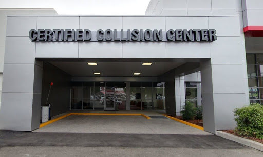 Auto Body Shop «Folsom Lake Toyota Collision Center», reviews and photos, 12747 Folsom Blvd, Folsom, CA 95630, USA